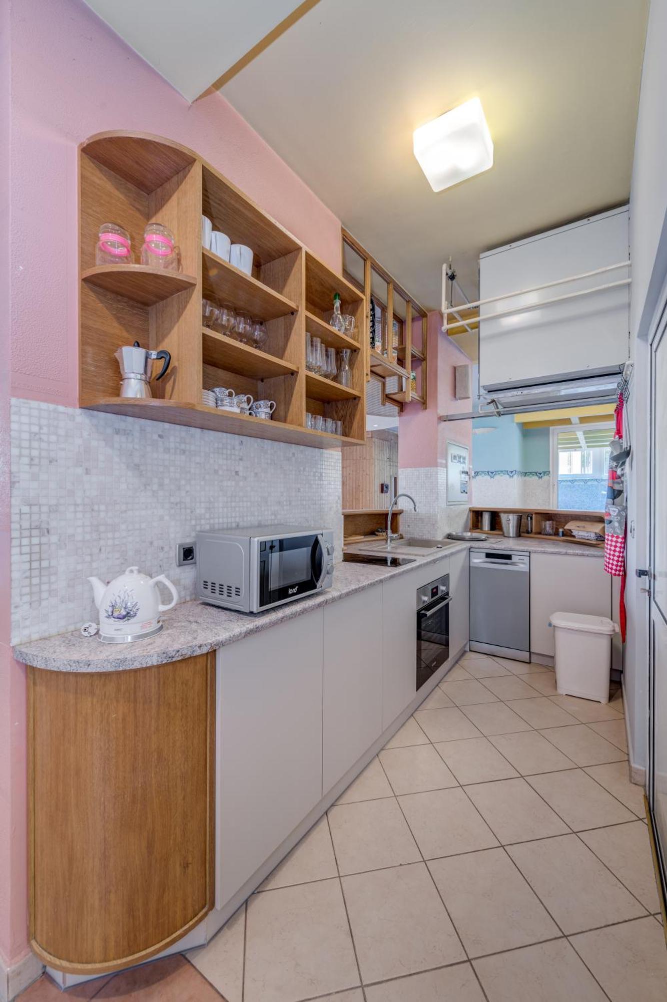Blue Dolphin Apartment - Private Indoor Pool, Jacuzzi, Garden Split Luaran gambar