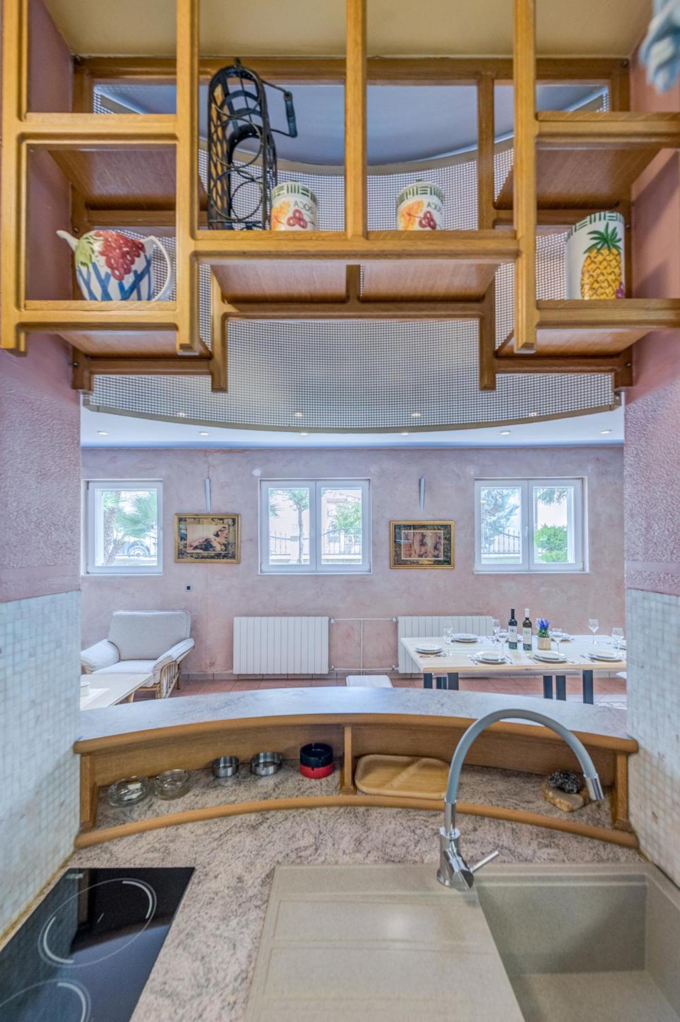 Blue Dolphin Apartment - Private Indoor Pool, Jacuzzi, Garden Split Luaran gambar